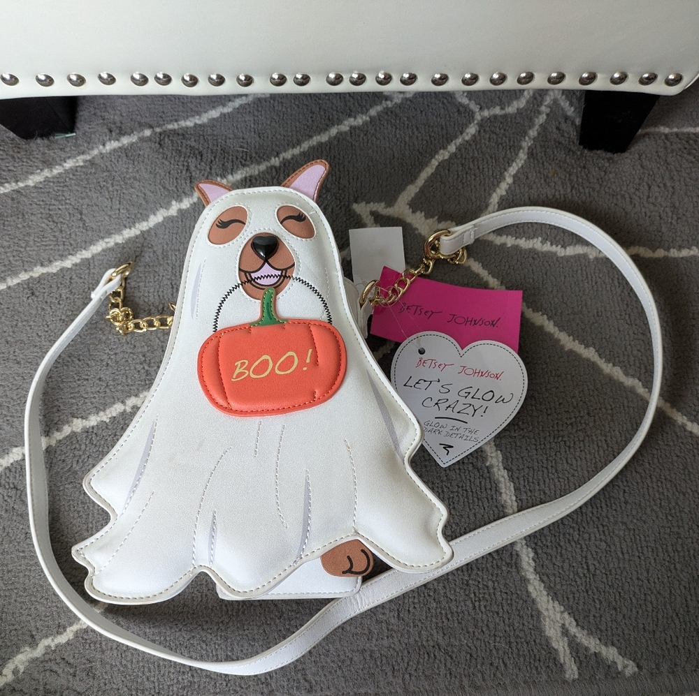 NWT Betsey Johnson Dog Kitch "Trick Or Treat Ghost "Glow in the dark Bag - Picture 7 of 16